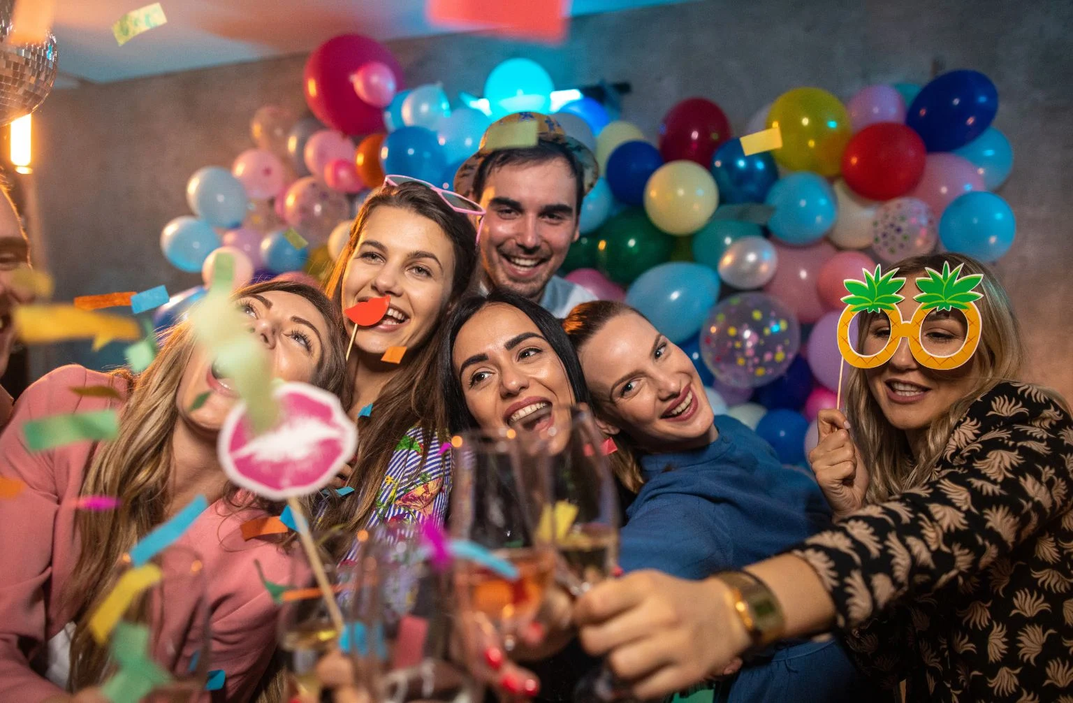 Dekoracje są najlepsze do fotobudki