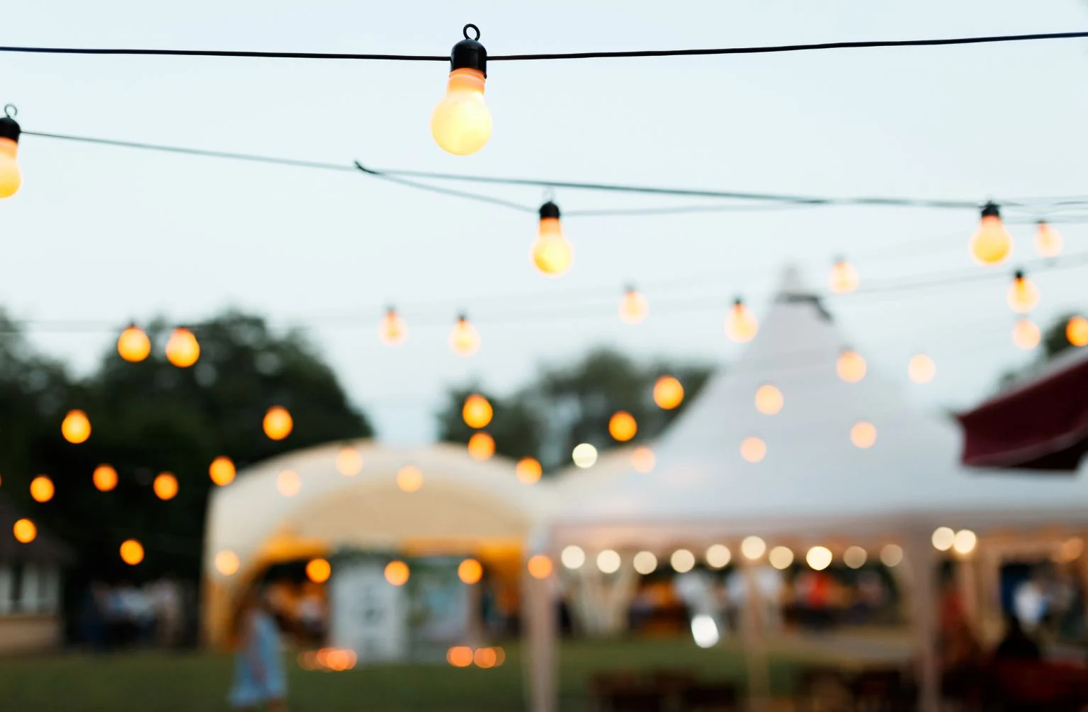 Fotobudka na imprezie plenerowej – na co zwrócić uwagę?