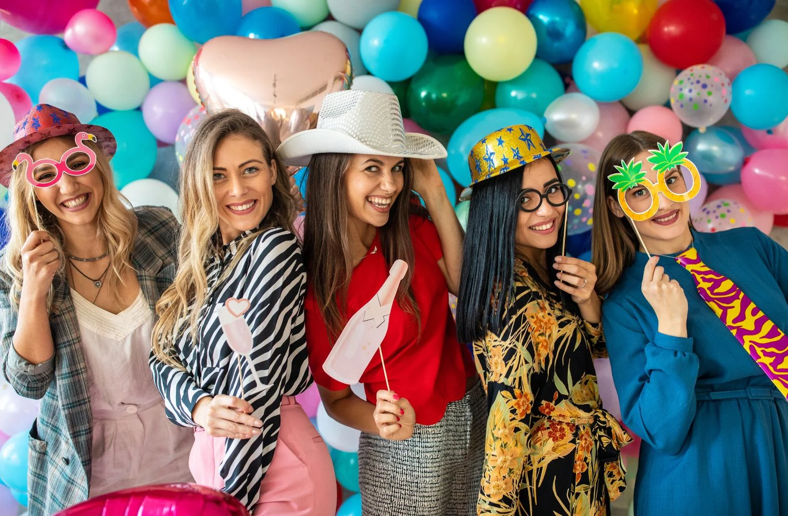 Dlaczego warto wynająć fotobudkę 360?